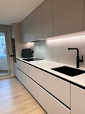 Frentes de cajón de cocina supermate antihuellas a medida. Renueva cajones de cocina sin obra con acabados modernos, resistentes y fáciles de limpiar.