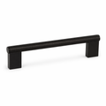 Tirador metálico texturizado para muebles de cocina y cajones. Diseño recto de 182 mm en inox o negro mate con agarre firme y estilo moderno.